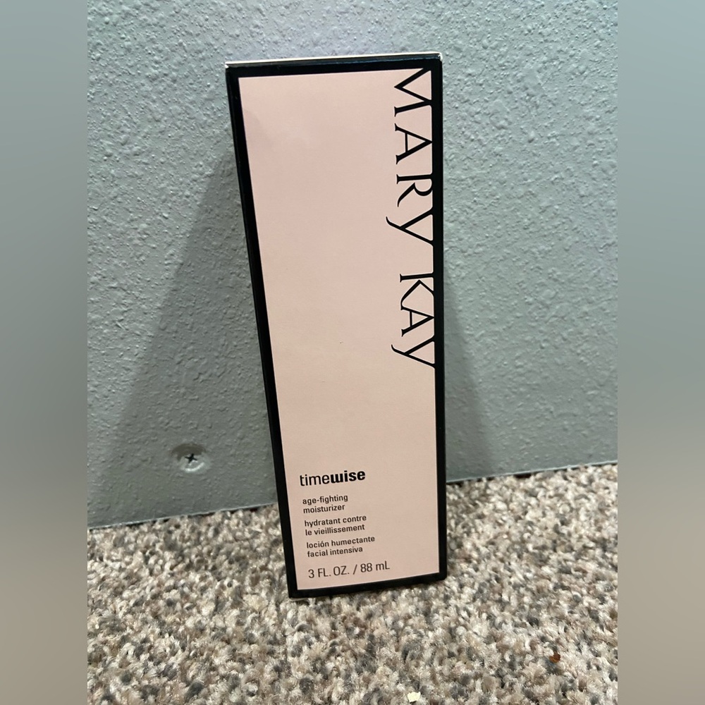 Time wise Age-Fighting moisturizer